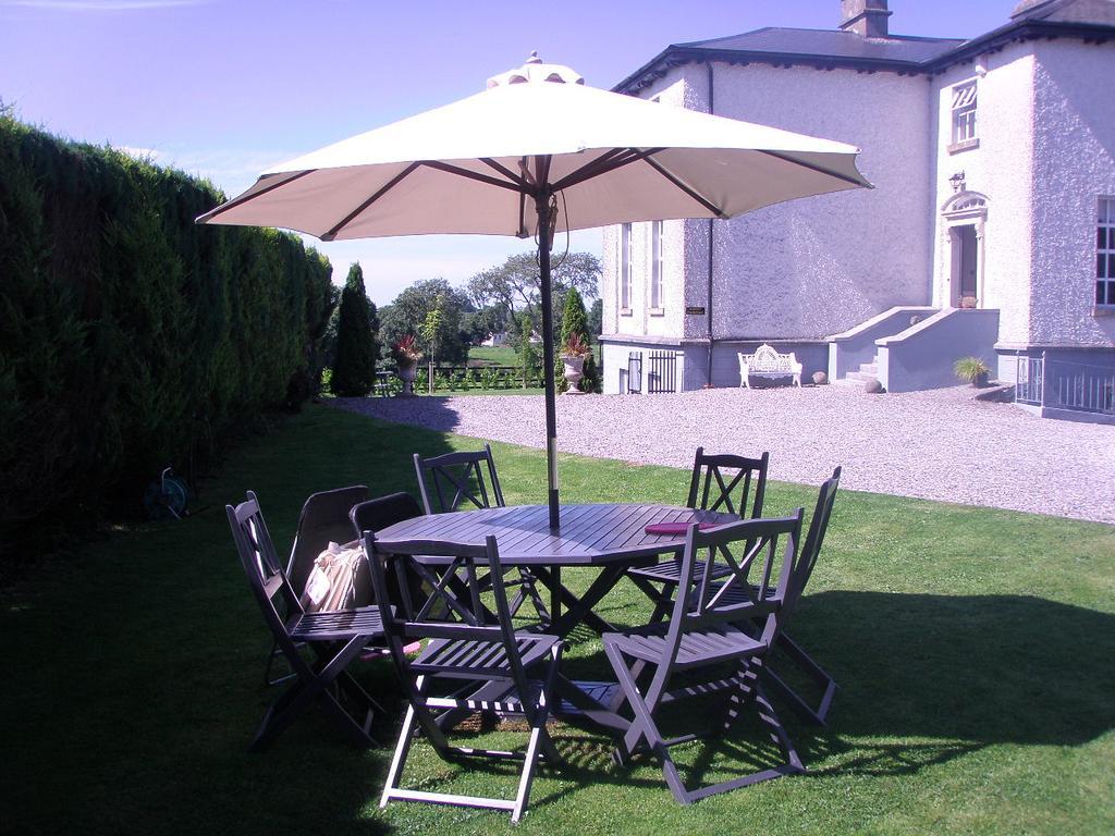 Hostal Glebe House Taghshinny Exterior foto